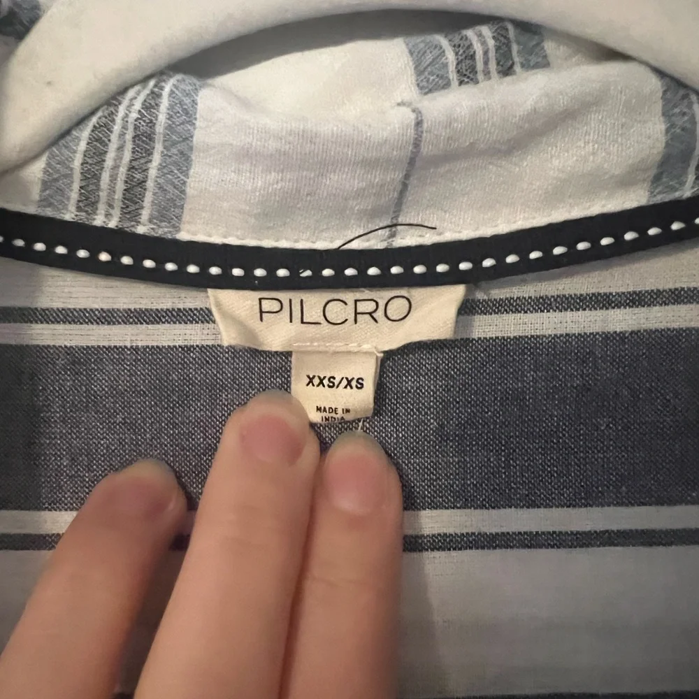 Pilcro Button-Up Shirt - Picture 6 of 9